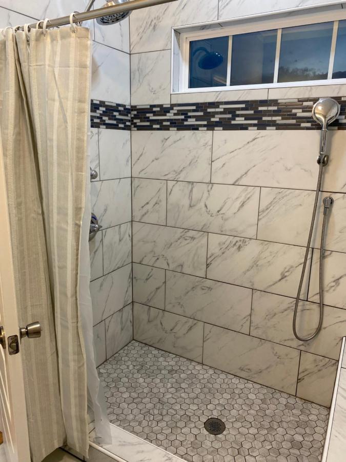 WhitsettLa Casa Grande Hosting公寓 外观 照片