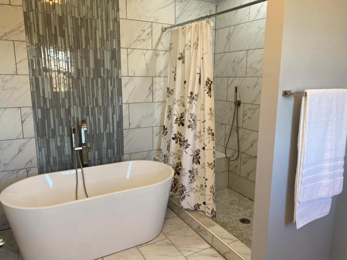 WhitsettLa Casa Grande Hosting公寓 外观 照片