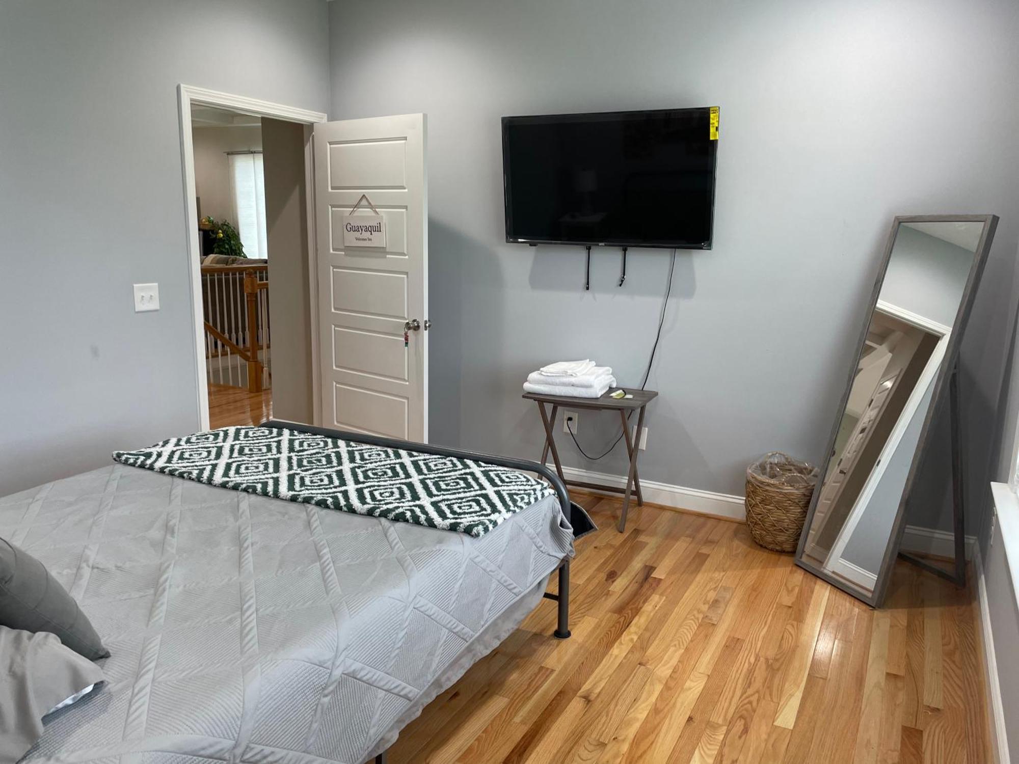 WhitsettLa Casa Grande Hosting公寓 外观 照片