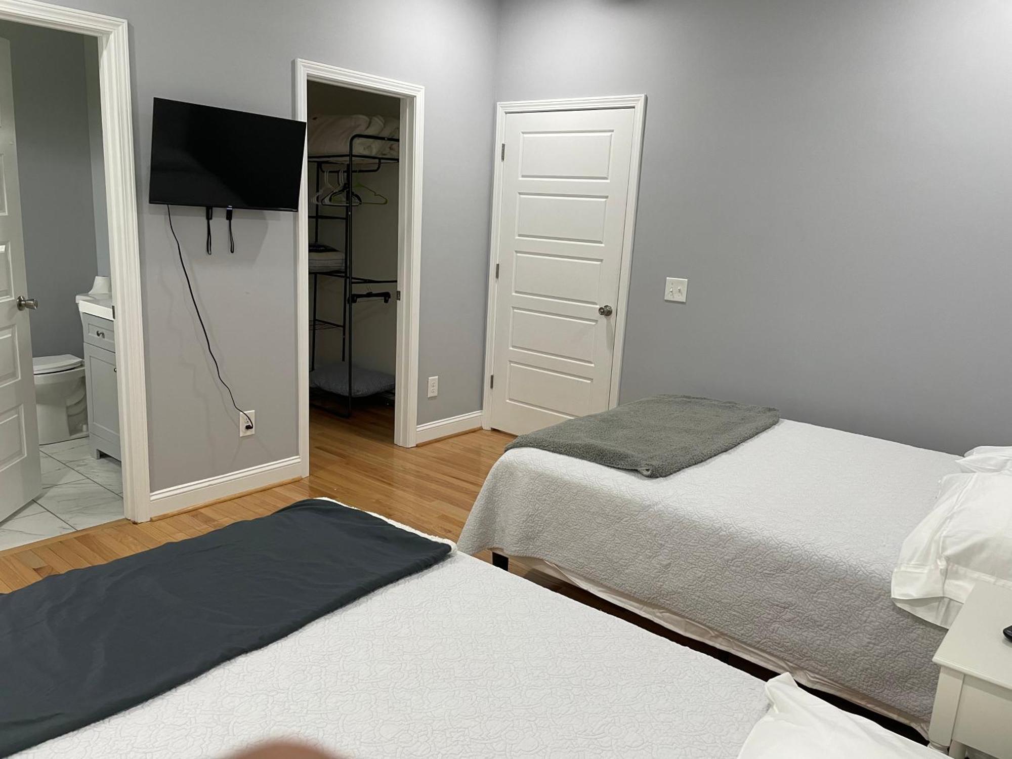WhitsettLa Casa Grande Hosting公寓 外观 照片