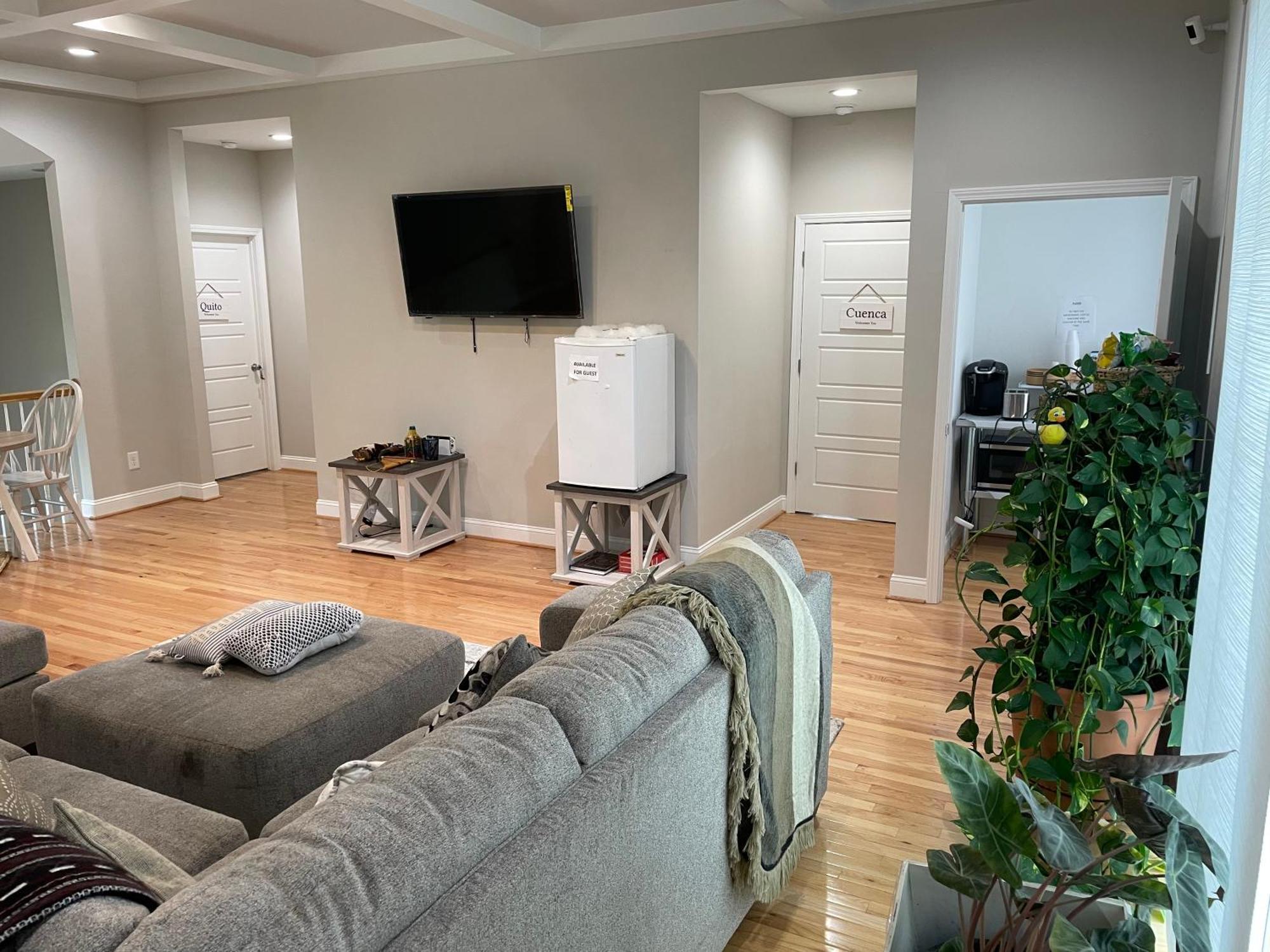WhitsettLa Casa Grande Hosting公寓 外观 照片